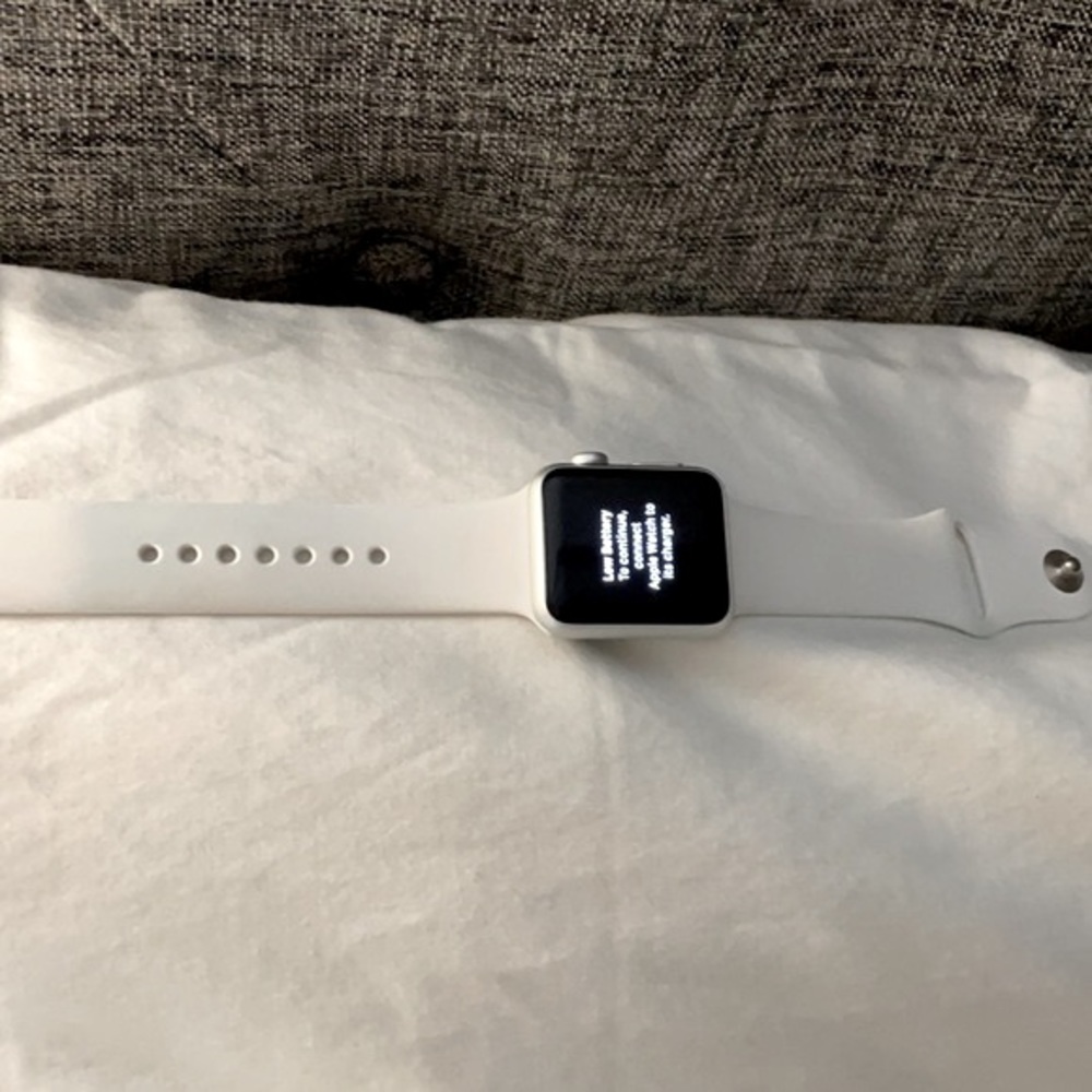 Apple Watch 38MM w/bands and charging accessories - Picture 7 of 10
